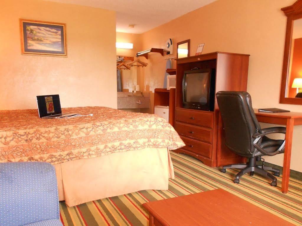 Baymont By Wyndham Troy Otel Dış mekan fotoğraf