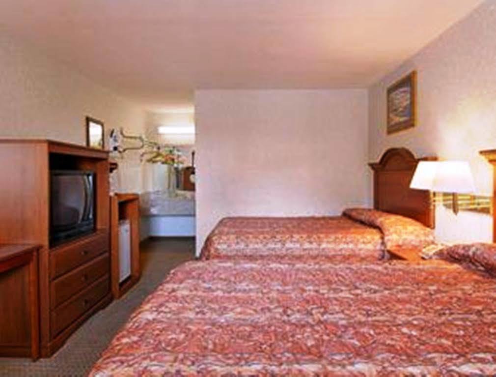Baymont By Wyndham Troy Otel Dış mekan fotoğraf